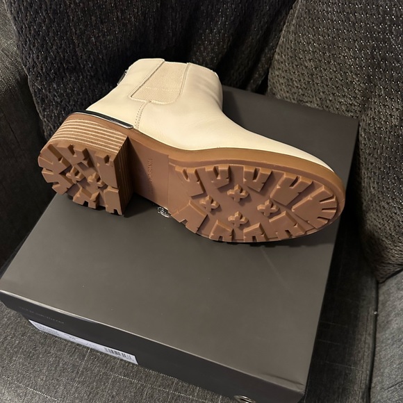 Vince Camuto  Boot - Picture 5 of 5
